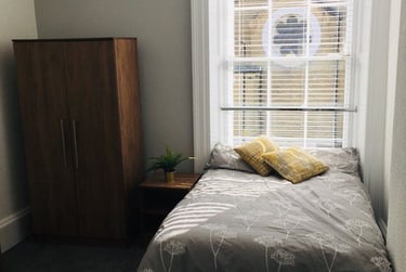 2 bed flat, Morley Street, City Centre, Bradford, BD71AG - Image 6