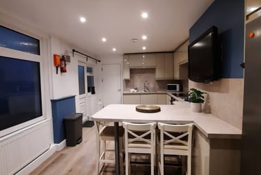 5 bed house, Aylesbury road, Brynmill, Swansea, SA20BS - Image 1