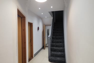 6 bed house, Rosehill Terrace, Mount pleasant, Swansea, SA16JN - Image 4