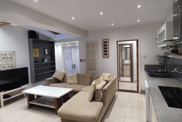 6 bed house, Rosehill Terrace, Mount pleasant, Swansea, SA16JN - Image 8