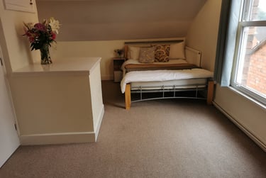 4 bed house, McIntyre Road, St Johns, Worcester, WR25LG - Image 1