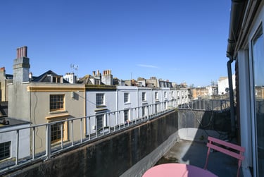 6 bed house, St georges road, Kemptown, Brighton, BN21EF - Image 1