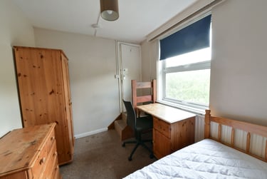 7 bed house, The Highway, Near university, Brighton, BN24GD - Image 2