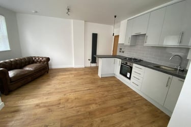 1 bed flat, Egremont Place, Kemptown, Brighton, BN20GB - Image 2