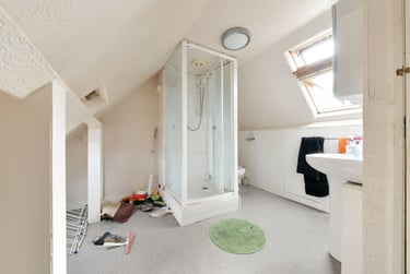 7 bed house, The Highway, Near university, Brighton, BN24GD - Image 3