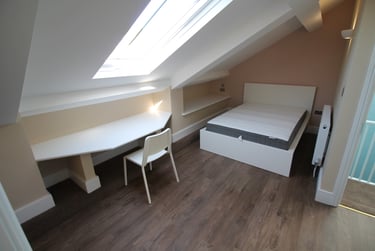 5 bed flat, Jesmond Road West, Sandyford, Newcastle, NE24PQ - Image 4