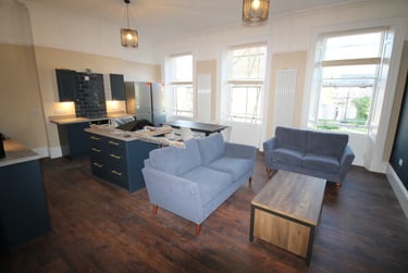 5 bed flat, Jesmond Road West, Sandyford, Newcastle, NE24PQ - Image 3
