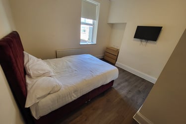 6 bed house, Brighton Grove, Arthurs Hill, Newcastle, NE45NS - Image 3