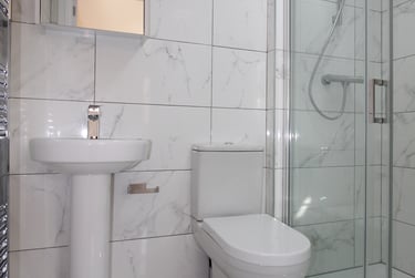 4 bed flat, Jesmond Road West, Sandyford, Newcastle, NE24PQ - Image 12