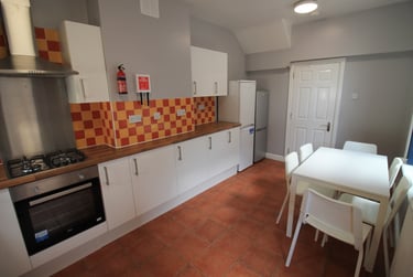 6 bed house, Manor House Road, Jesmond, Newcastle, NE22LU - Image 3