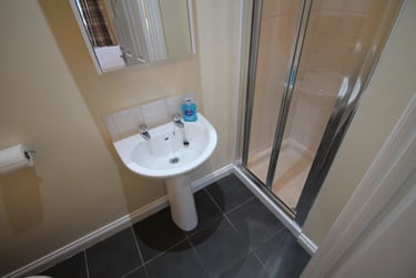 3 bed flat, Myrtle Grove, Jesmond, Newcastle, NE23HT - Image 13