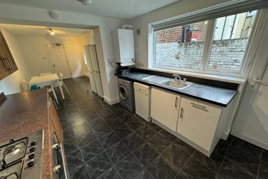 5 bed house, Sidney Grove, Arthurs Hill, Newcastle, NE45PD - Image 4