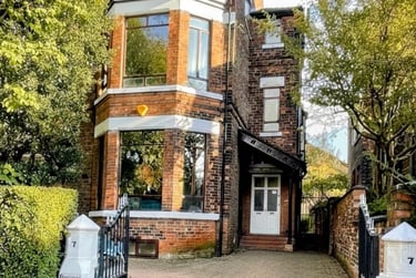 10 bed house, Old Lansdowne Road, West Didsbury, Manchester, M202PB - Image 10