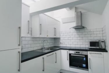 3 bed flat, Daisy Bank Road, Victoria Park, Manchester, M145QL - Image 11