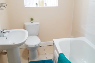 5 bed flat, Dickenson road, Victoria park, Manchester, M145HZ - Image 11