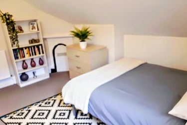 10 bed house, Old Lansdowne Road, West Didsbury, Manchester, M202PB - Image 3