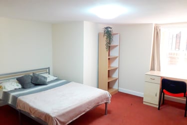 5 bed flat, Dickenson road, Victoria park, Manchester, M145HZ - Image 5