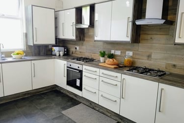 7 bed house, Lausanne road, Fallowfield, Manchester, M203EU - Image 3