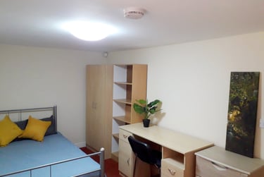 5 bed flat, Dickenson road, Victoria park, Manchester, M145HZ - Image 8