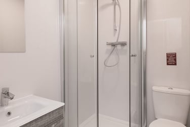 5 bed flat, Leazes Terrace, Newcastle Upon Tyne, Newcastle, NE14LY - Image 5