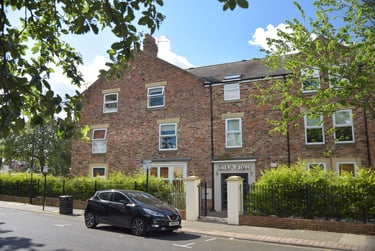 2 bed flat, Thornhill Crescent, Thornhill, Sunderland, SR27AD - Image 10