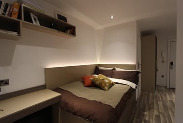 6 bed flat, Union Street, City Centre, Sunderland, SR13BT - Image 1