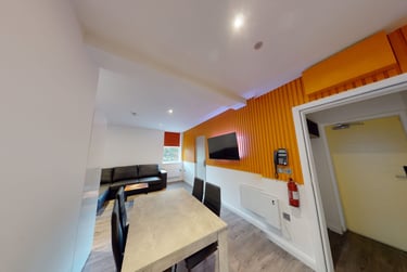 2 bed flat, Thornhill Crescent, Thornhill, Sunderland, SR27AD - Image 4