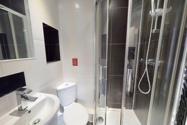 5 bed flat, Thornhill Crescent, Thornhill, Sunderland, SR27AD - Image 7