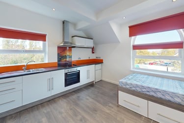 1 bed studio, Thornhill Crescent, Thornhill, Sunderland, SR27AD - Image 1