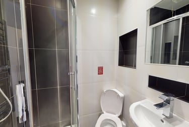 5 bed flat, Thornhill Crescent, Thornhill, Sunderland, SR27AD - Image 8