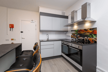 2 bed flat, Leazes Terrace, Newcastle Upon Tyne, Newcastle, NE14LY - Image 6