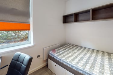 2 bed flat, Thornhill Crescent, Thornhill, Sunderland, SR27AD - Image 7