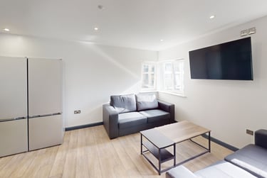 6 bed flat, Stepney Lane, City Centre, Newcastle, NE16PD - Image 1