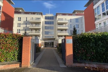 3 bed flat, Watkin Road, City Centre, Leicester, LE27HZ - Image 11