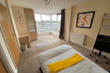 3 bed flat, Watkin Road, City Centre, Leicester, LE27HZ - Image 2