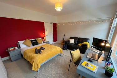 5 bed house, Stretton Road, City Centre, Leicester, LE36BL - Image 1