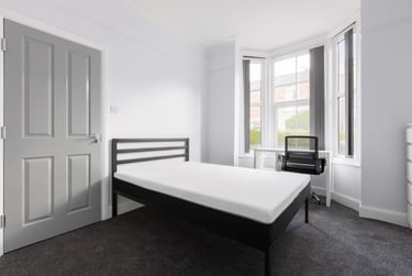 4 bed house, Neville Street, The Groves, York, YO318NP - Image 2