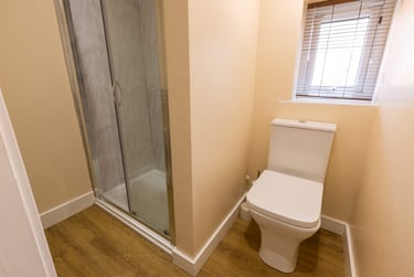 6 bed house, Alcuin Avenue, Layerthorpe, York, YO103TN - Image 5