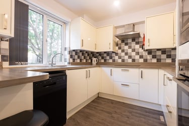 4 bed house, Ancroft Close, Fishergate, York, YO19QF - Image 1