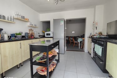 6 bed house, Great Southsea Street, Near university, Portsmouth, PO53BY - Image 5