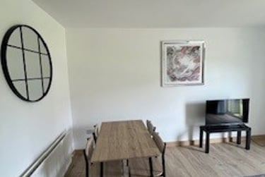 2 bed flat, West Cotton Close, Far Cotton, Northampton, NN48BY - Image 4