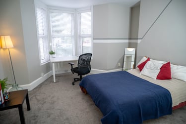 3 bed flat, Lisson Grove, Mutley, Plymouth, PL47DN - Image 4