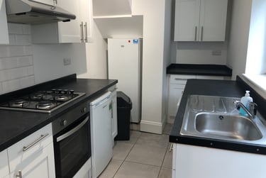 5 bed house, Sussex Street, Hove, Brighton, BN20GQ - Image 2