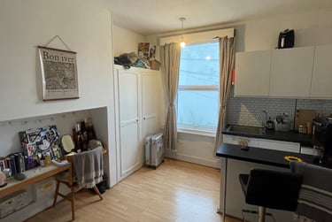 1 bed house, Sackville Road, Kingsway, Brighton, BN33WE - Image 2