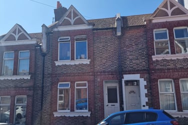 6 bed house, White Street, Hove, Brighton, BN20JH - Image 1