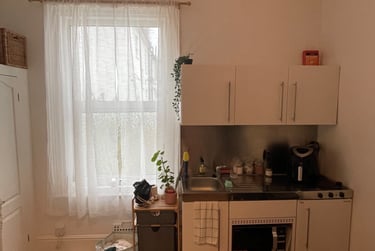 1 bed studio, Sackville Road, Kingsway, Brighton, BN33WE - Image 3