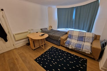 1 bed house, Sackville Road, Kingsway, Brighton, BN33WE - Image 3