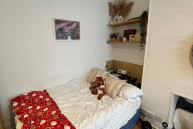1 bed studio, Sackville Road, Kingsway, Brighton, BN33WE - Image 4