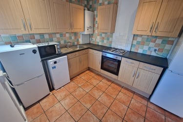 6 bed house, Blaker street, Central, Brighton, BN20JJ - Image 2
