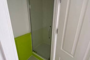 1 bed studio, Sackville Road, Kingsway, Brighton, BN33WE - Image 7